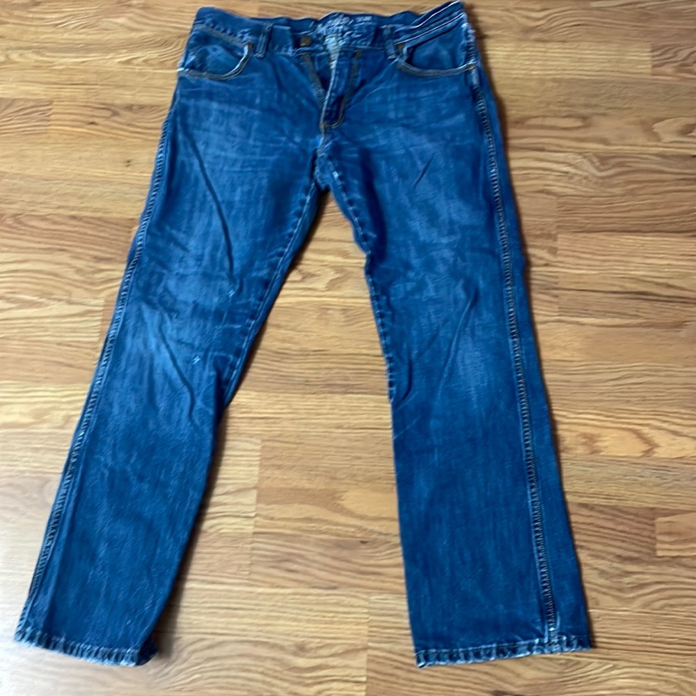 Wrangler retro slim boot 33x32